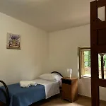 Curatola