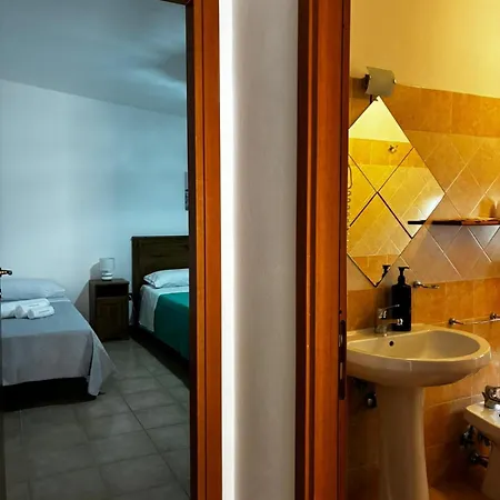 Curatola Bed & Breakfast Comerconi