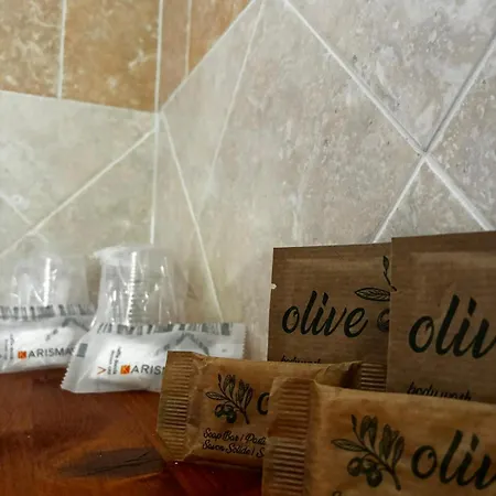 Curatola Bed & Breakfast 3*