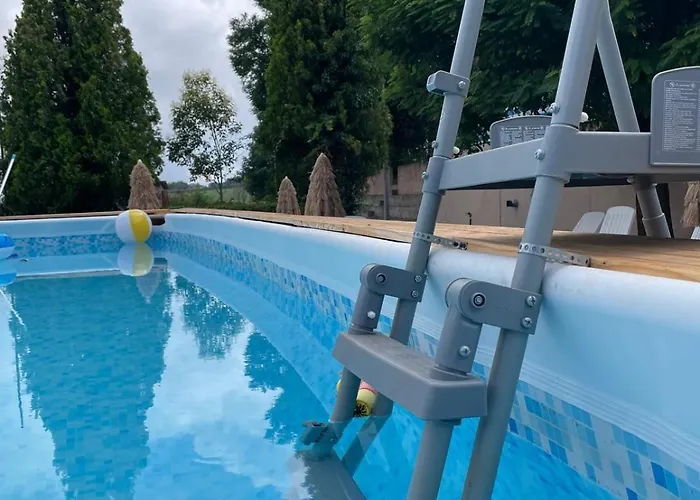 ベッド・アンド・ブレックファスト Curatola 3*